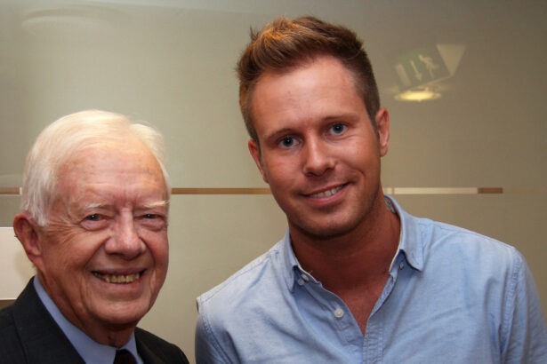 Jimmy Carter wins posthumous Grammy award