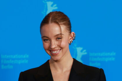 sydney sweeney pool