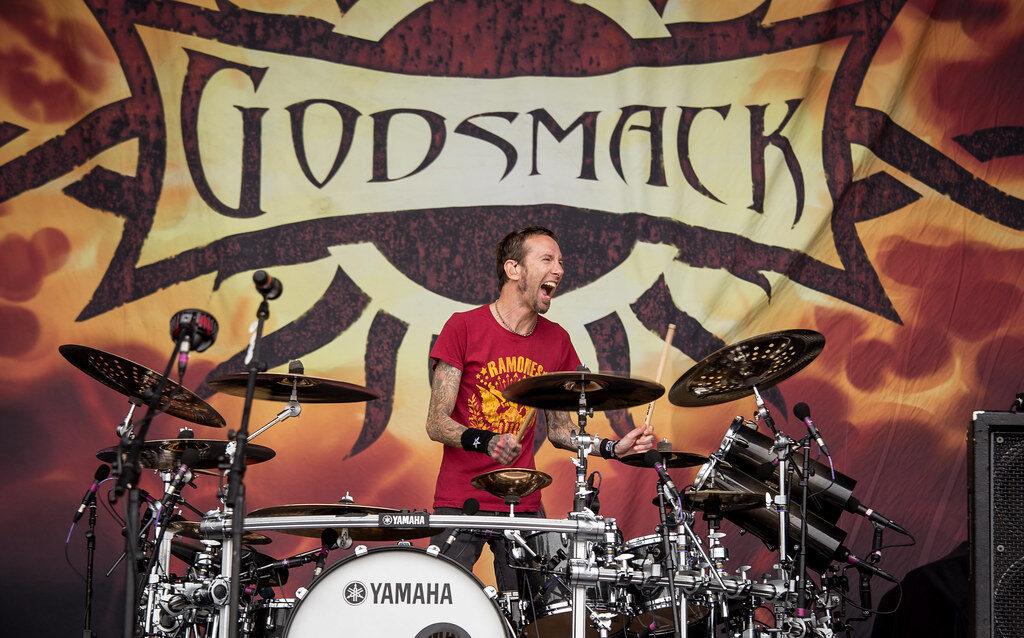 godsmack's 2025 tour continues with guest musicians