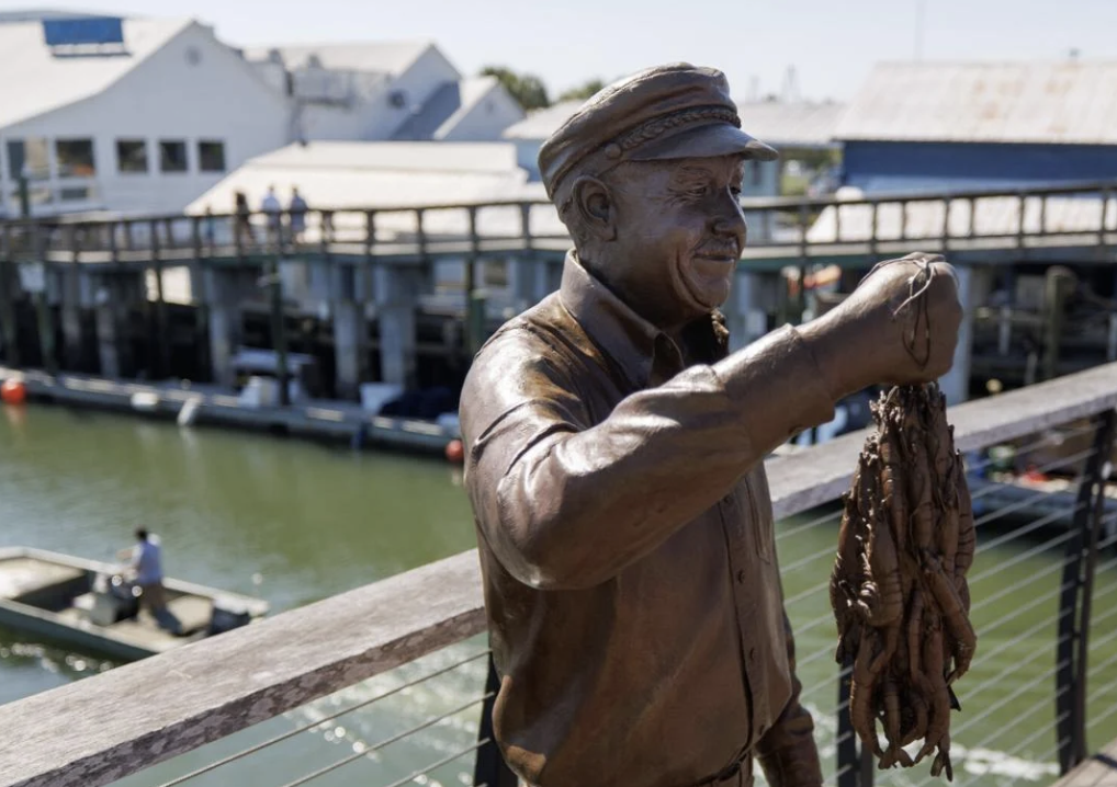 Mount Pleasant honors shrimper with bronze statue