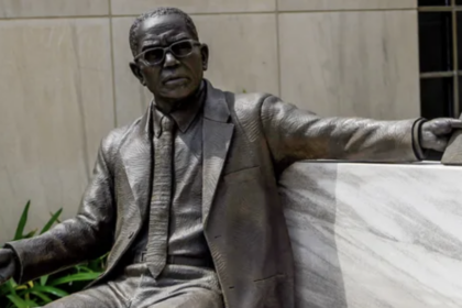 Unveiling of Fred Gray sculpture honors civil rights pioneer
