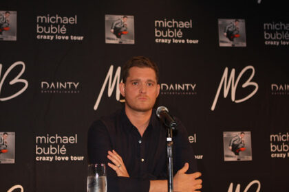 Michael Bublé rebukes Trump at Juno Awards