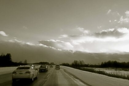 Travel advisories for US-23 in Michigan