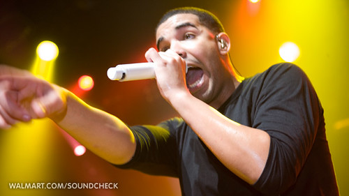 Drake announces OVO Fest 2025 at concert