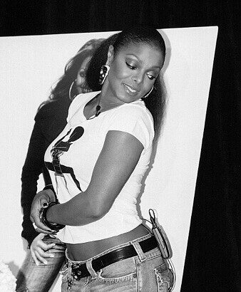 Janet Jackson and Gloria Estefan to perform at AMAs
