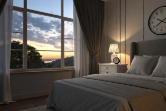 clocks fall back daylight saving ends