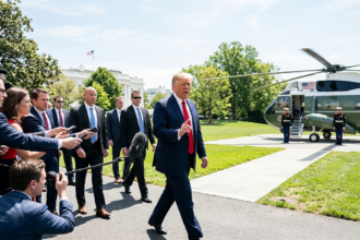 trump alabama midterm rally heads